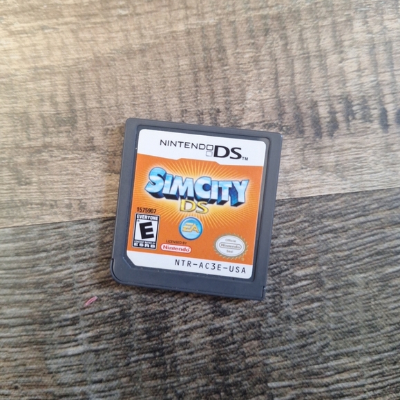 Sims City DS Game Cartridge Only - Picture 4 of 4